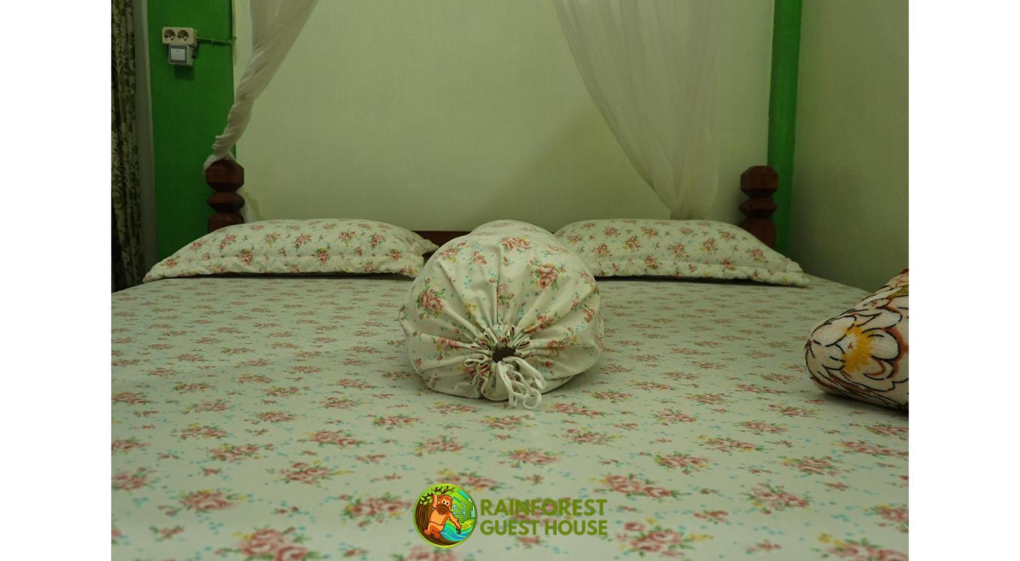 Rain Forest Guest House And Jungle Trekking Bukit Lawang Zewnętrze zdjęcie