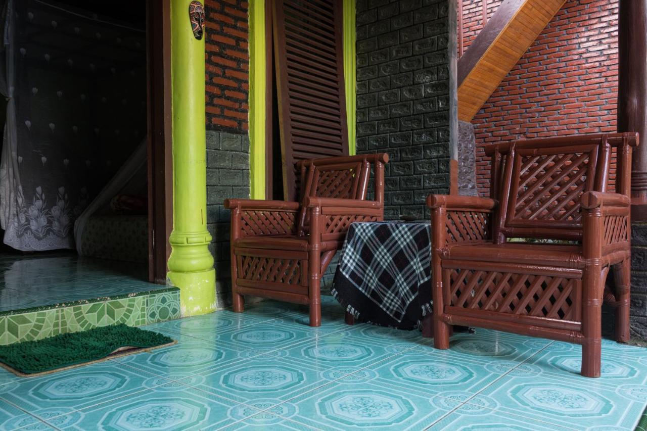 Rain Forest Guest House And Jungle Trekking Bukit Lawang Zewnętrze zdjęcie